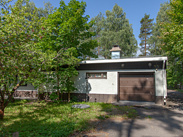 Helenenkadulla purettu talo